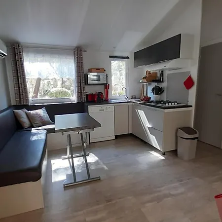 Campsite Mobile 6 Personnes Reste 2 Semaines En Juillet Et 2 Semaines En Aout 2025 Saint-Julien-en-Born